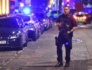 Καρέ - καρέ η επιχείρηση εκτέλεσης με 50 σφαίρες των ισλαμιστών τρομοκρατών στο Λονδίνο (φωτό, βίντεο)